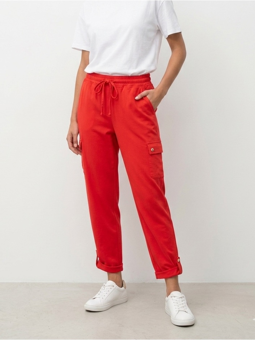 ✨ CHICO'S Vibrant Red Cargo Capris Utility Drawstring Cropped Pants Bold Style❤️